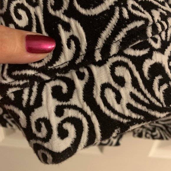 Rafael Sport Women's 1X Long Sleeve Full Zip Black & White Light Jacket - Picture 8 of 9